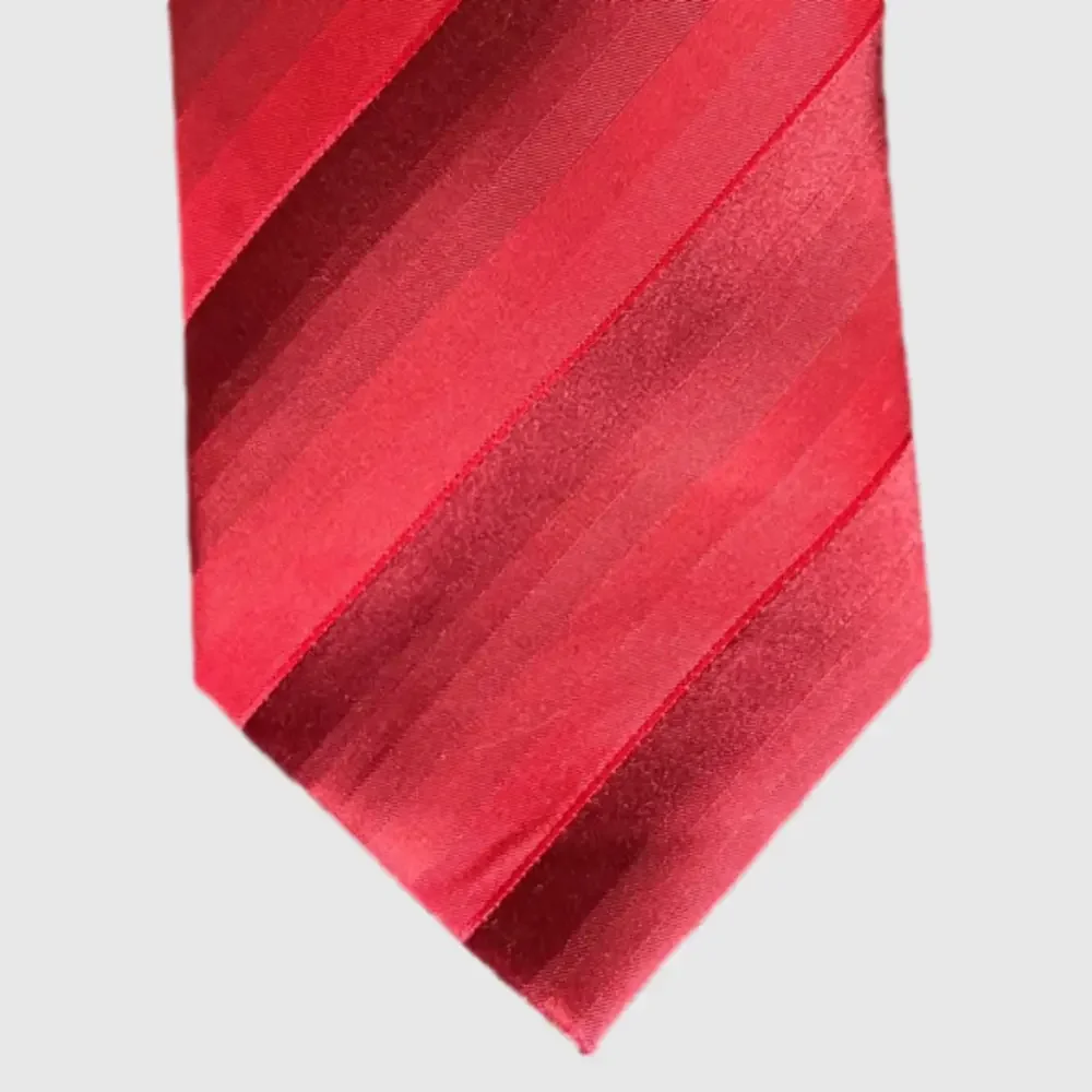 Kenneth Cole Reaction Tie Red